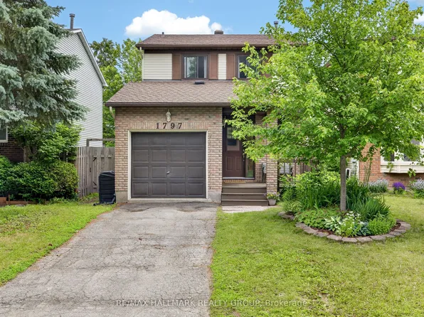 1797 Bromont Way, Ottawa, ON K1C 5J7
