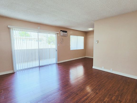 2nd image of 1815 Fremont Ave #113-05