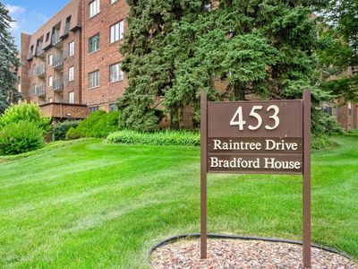 453 Raintree Dr Unit 4C, Glen Ellyn, IL, 60137
