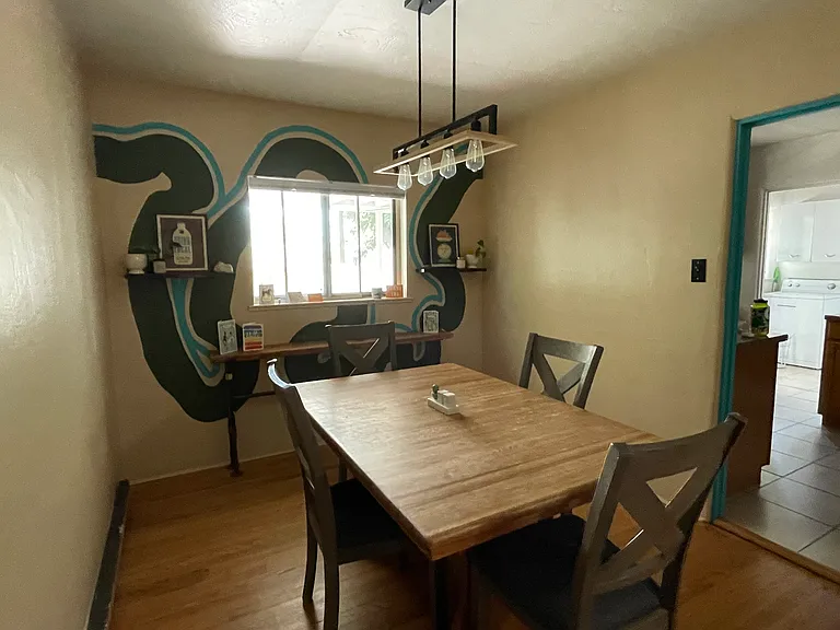 321 Sierra Pl NE — Photo 8