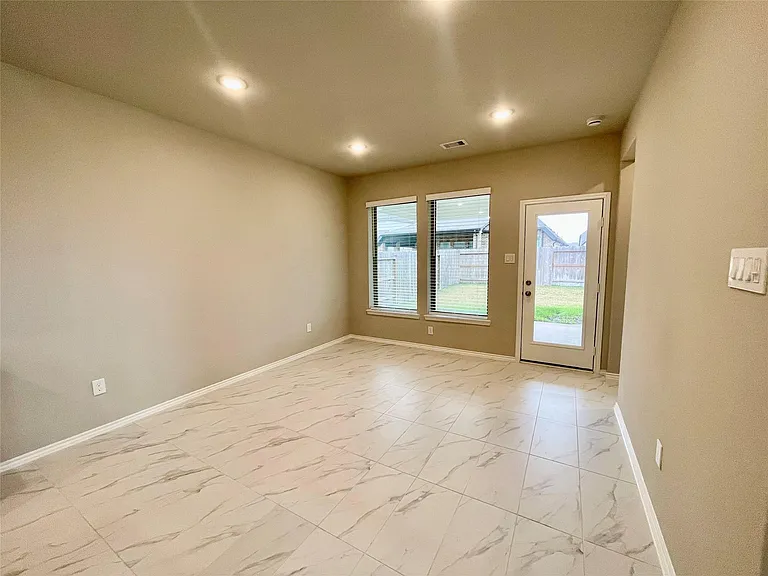 553 Sand Branch Dr — Photo 19