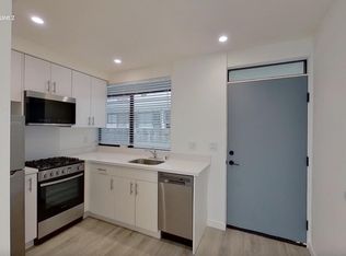 949 W Adams Blvd #20, Los Angeles, CA 90007