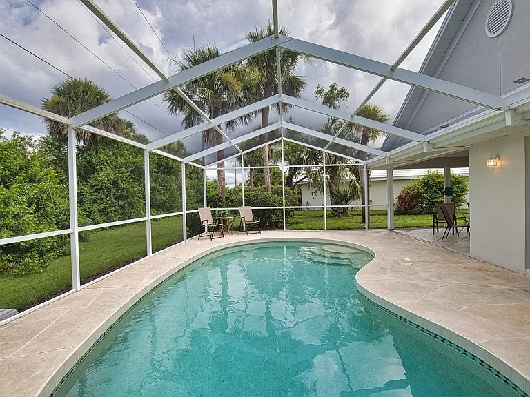 782 Harrington Lake Dr N — Photo 15