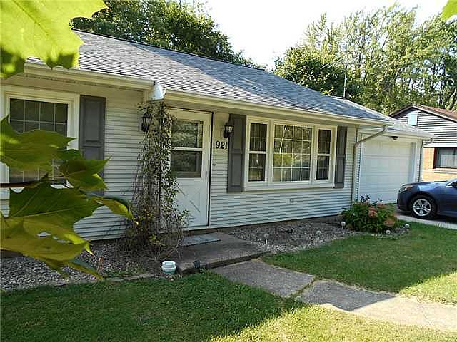 1st image of 921 W Graceway Dr