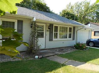 921 W Graceway Dr, Napoleon, OH 43545