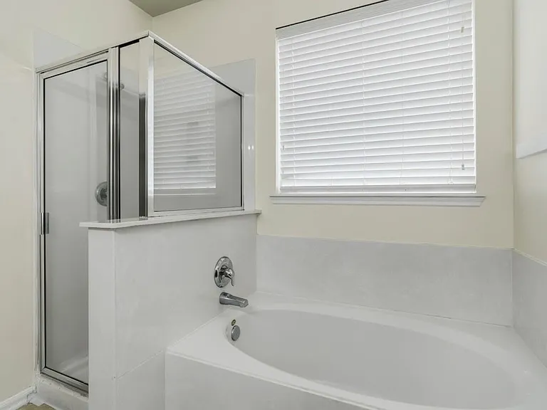 19110 Walbrook Meadows Ln — Photo 16