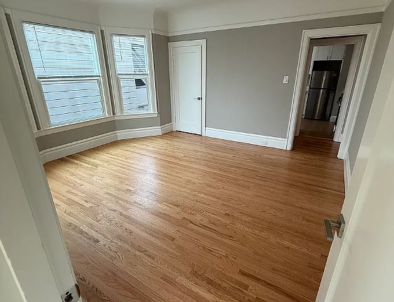 5th image of 2609 Lake St Unit 1