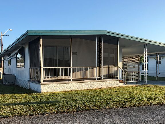 2nd image of 195 Duane Pl