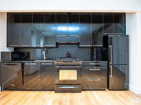 4th image of 487 Keap St APT 207