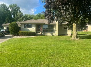 2747 Ardmore St SE, Grand Rapids, MI 49506