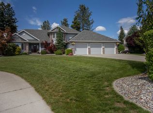 6916 W Iroquois Dr, Spokane, WA 99208