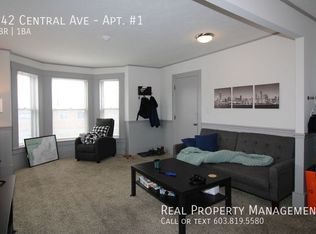 542 Central Ave APT 1, Dover, NH 03820