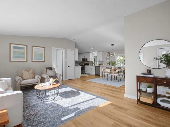 20500 32nd Drive SE, Bothell, WA 98012