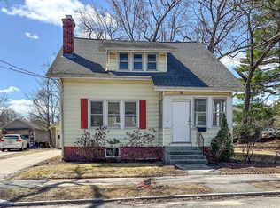 40 Goldenrod St, Springfield, MA 01109