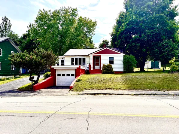 244 Bates Street, Millinocket, ME 04462