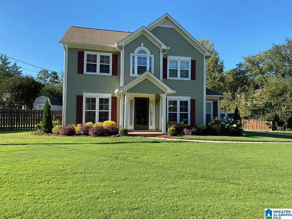 2608 Bridlewood Cir