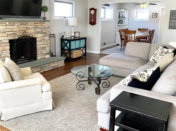 17 Regina Road, Highland Falls, NY 10928