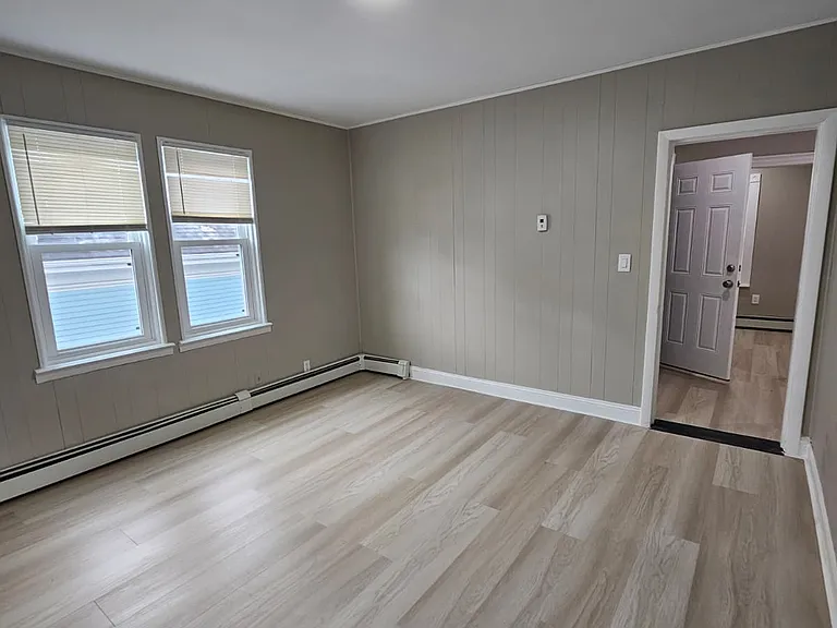 100 Linwood Ave #3 — Photo 11