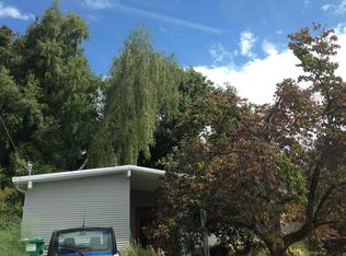 9512 30th Ave NE, Seattle, WA 98115