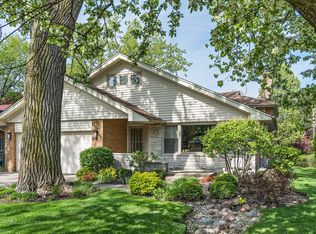 6746 N Kedvale Ave, Lincolnwood, IL 60712