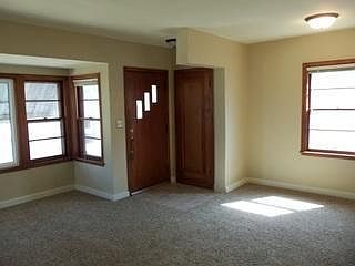 2nd image of 410 Losey Blvd S