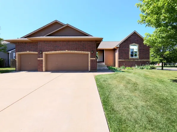 809 W Putter Ct, Andover, KS 67002
