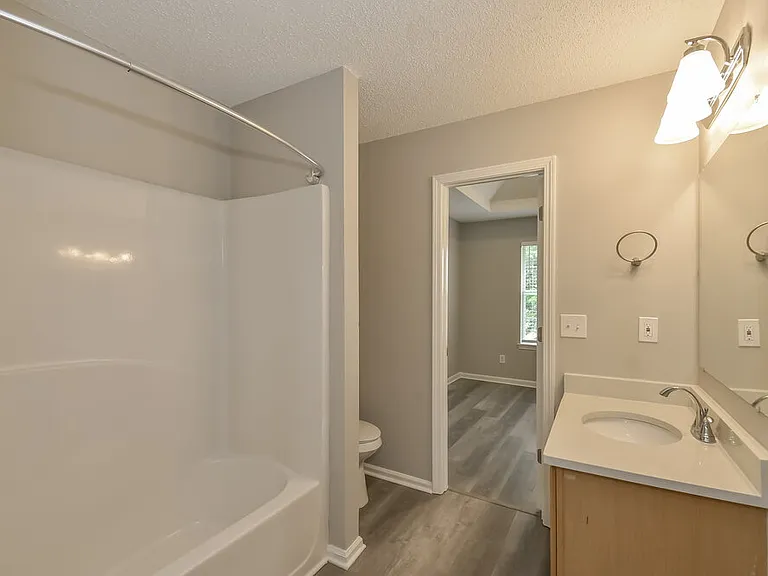1726 Byrom Pkwy — Photo 13