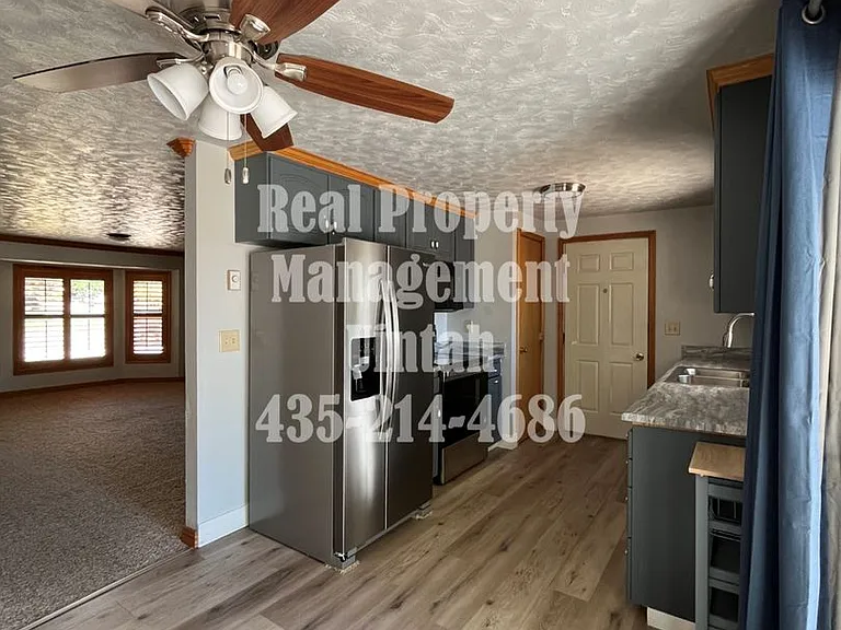 456 S 3130 W — Photo 5