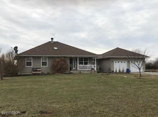 1475 Burge Rd, Centralia, IL 62801