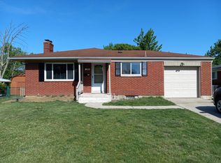 3616 Glaser Dr, Dayton, OH 45429
