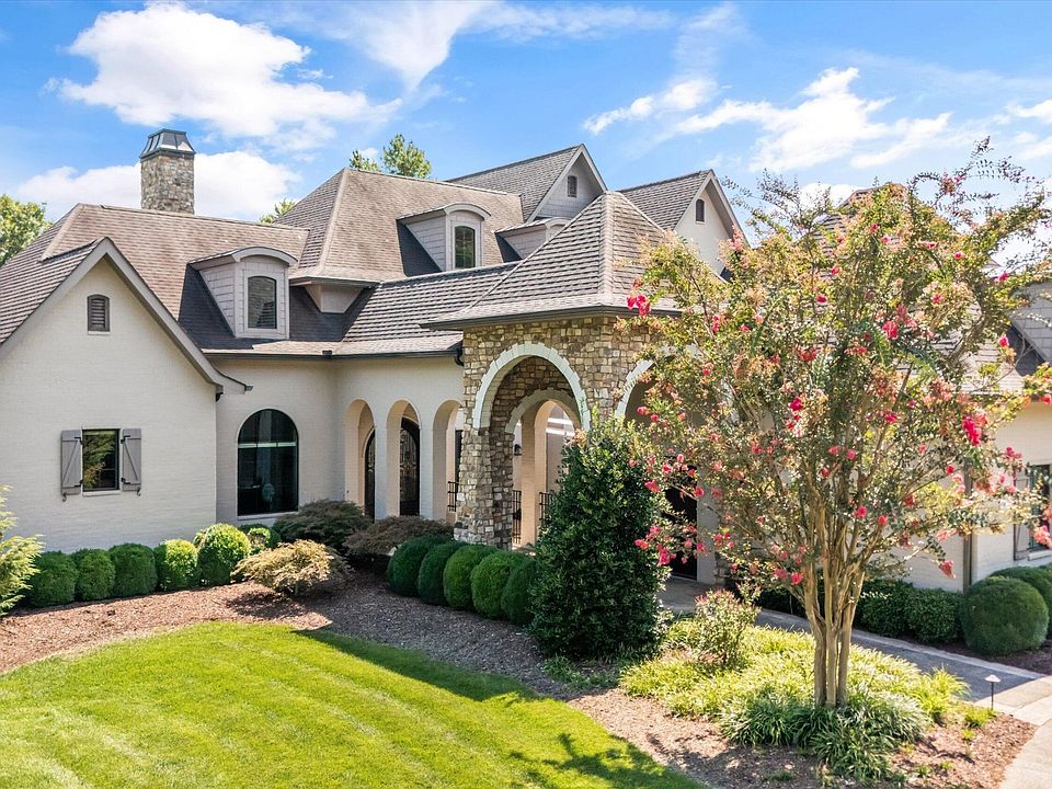 1st image of 2403 Woodland Reserve Ln