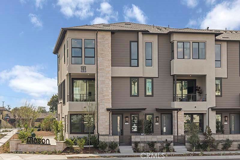 1st image of 101 Laxore St #205