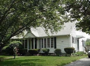 665 Seven Mile Rd, Hope, RI 02831