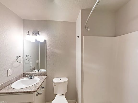 4th image of 22032-22040 Arbor Ave #385