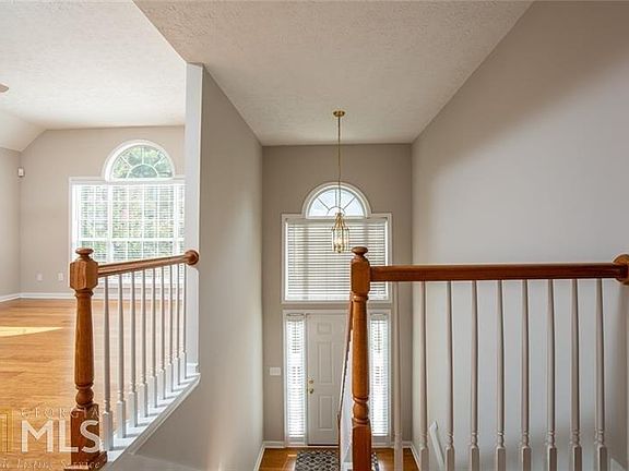2nd image of 1841 Green Oak Cir