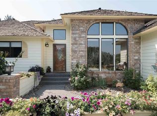 1718 S Arthur St, Kennewick, WA 99338