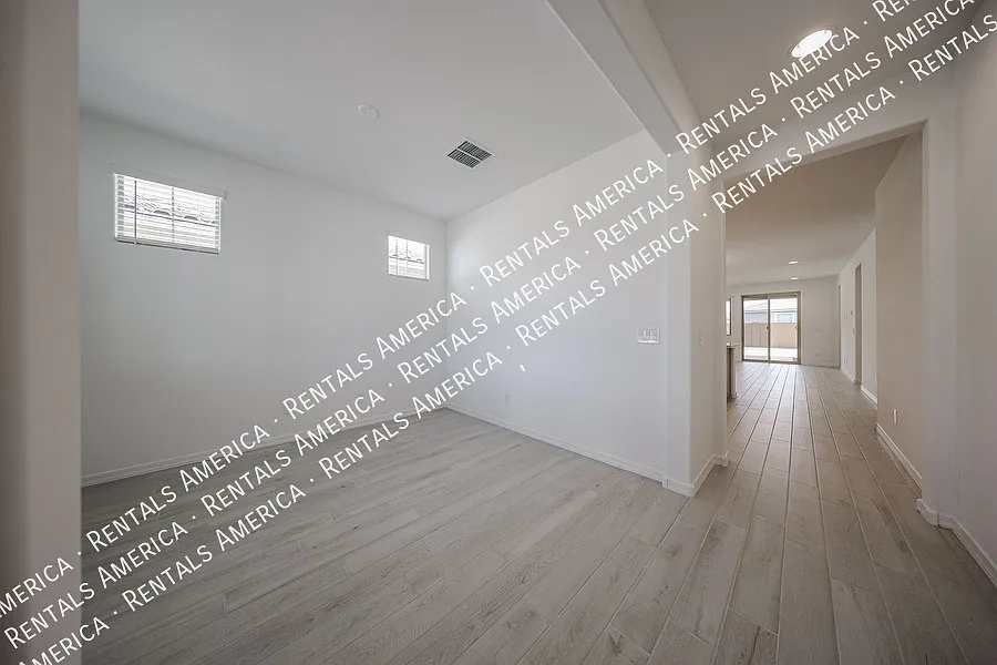 Move in Special - Be the First Renter of a Brand New Home — Photo 4