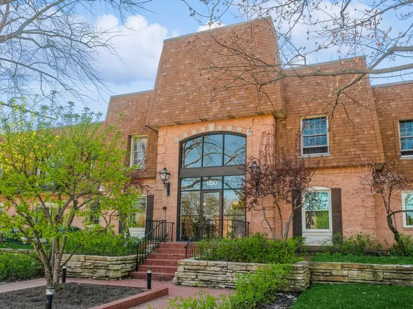 1230 Park Ave W APT 222, Highland Park, IL 60035
