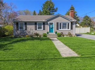 21 Broadview Ave, Cumberland, RI 02864