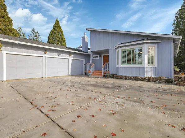 10965 Marmot Ct, Penn Valley, CA 95946