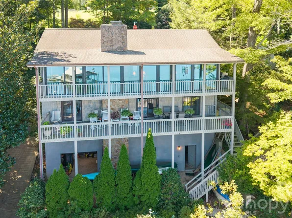 2231 N Point Dr, Nebo, NC 28761