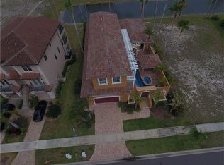 1404 Alhambra Dr, Apollo Beach, FL 33572