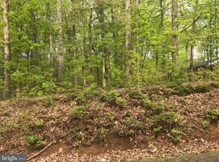 418 Birdie Rd, Locust Grove, VA 22508