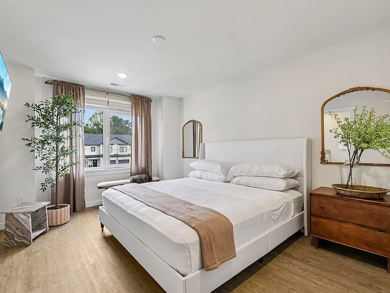 900 Ac Little Dr — Photo 12