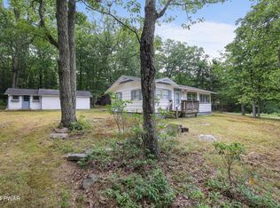 130 Jacob Weber Rd, Shohola, PA 18458