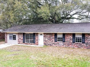 15828 Albany Dr, Biloxi, MS 39532