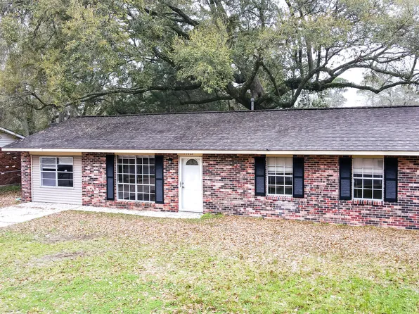 15828 Albany Dr, Biloxi, MS 39532