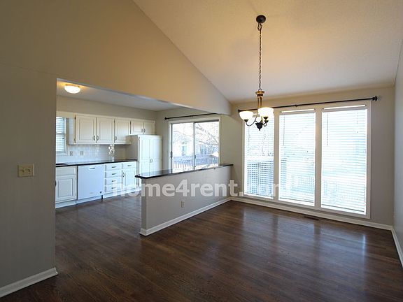5th image of 6209 W 155th St
