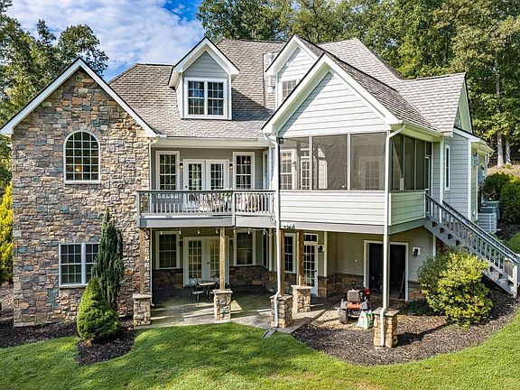 2nd image of 2155 Quail Run Ln