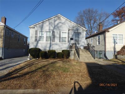 209 Runyon Ave, Saint Louis, MO, 63125